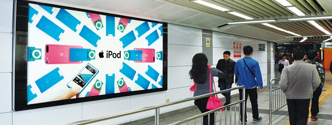 深圳地鐵燈箱廣告