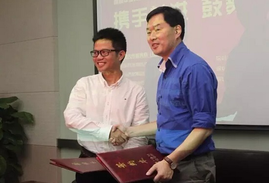 第一戶外與華強集團達成戰略合作，廣告投放獨家壟斷