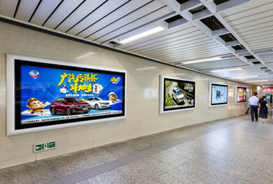 1、2、10號線小12封燈箱廣告