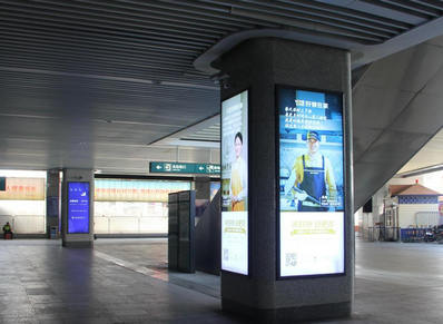 出站包柱燈箱廣告 出站包柱燈箱廣告