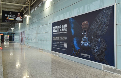 第一戶外傳媒-溫州龍灣機場T1二層到達長廊燈箱廣告