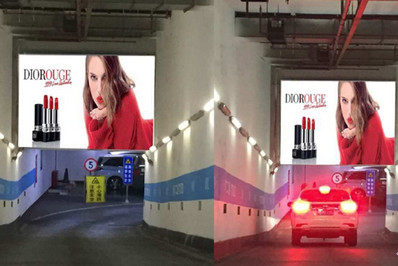 上海站南廣場地下停車場入口楣頭燈箱廣告 上海站南廣場地下停車場入口楣頭燈箱廣告