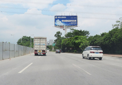 虹嶺路交佛山一環東北三面牌廣告 虹嶺路交佛山一環東北三面牌廣告
