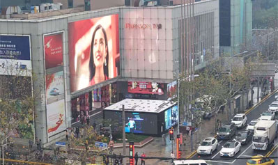 上?；春Ｖ新钒偈①徫镏行膌ed屏廣告