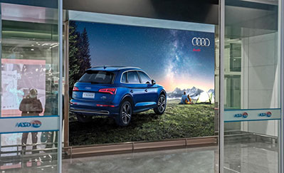 貴陽機場一層國內到達出口正迎面LED燈箱 貴陽機場一層國內到達出口正迎面LED燈箱