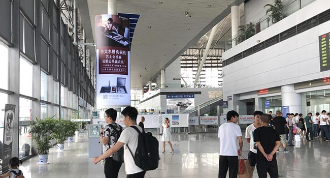 青島高鐵站進站大廳燈箱媒體怎么樣？