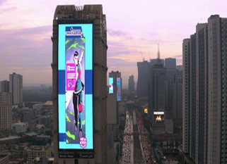 深圳機場路樓頂大牌廣告