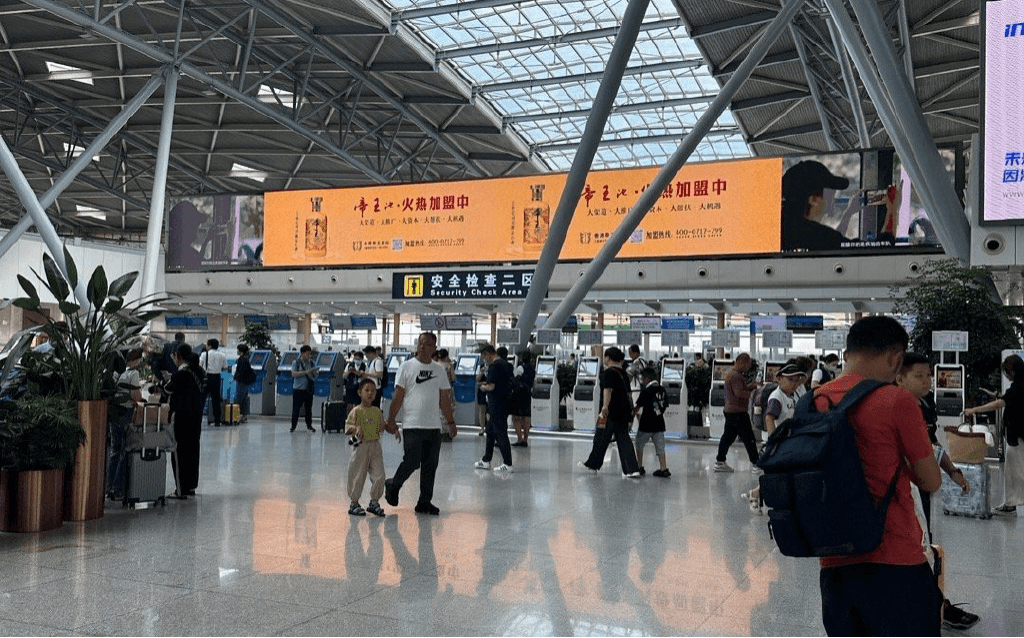 濟南遙墻機場最大廣告屏在哪里？濟南機場航站樓廣告價格多少錢？