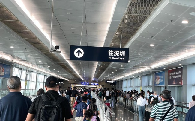 深圳福田口岸廣告價格收費標準，福田口岸入境必經通道廣告