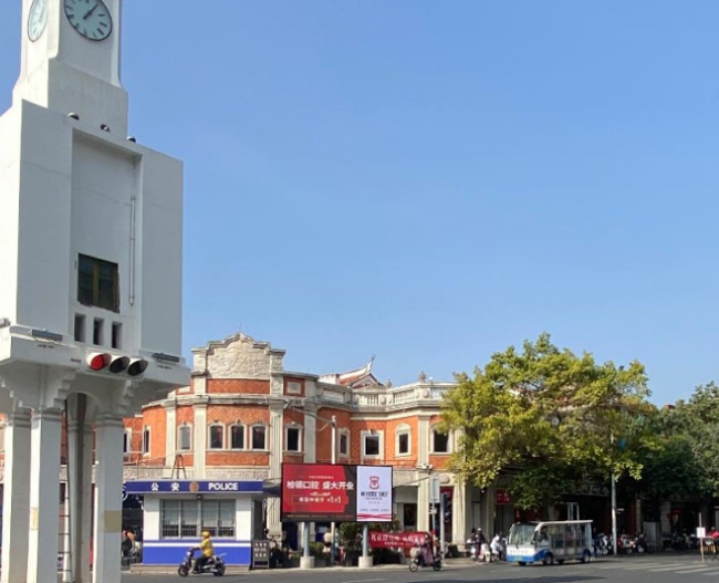 泉州路口LED大屏立牌廣告位置推薦優勢分析，泉州LED大屏廣告價格收費