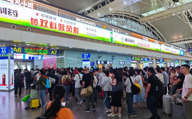 高鐵廣告投放一個月預計曝光數