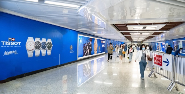 西安地鐵鐘樓站LED大屏廣告，西安地鐵站大屏廣告價(jià)格