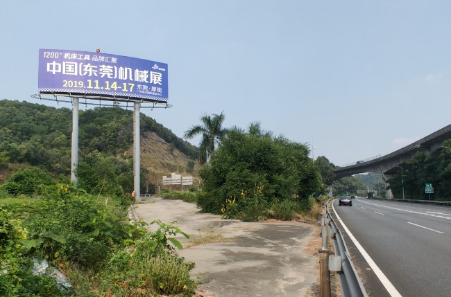 東莞虎門大橋高速立柱大牌廣告投放，東莞高桿戶外廣告價格