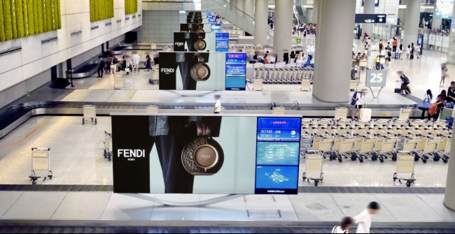 上海虹橋機場行李轉盤LED廣告投放，上海浦東機場大屏廣告價格