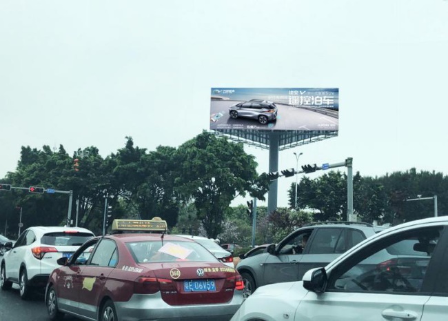 佛山南海禪碳路與博愛東路口三面高桿戶外大牌廣告投放價格
