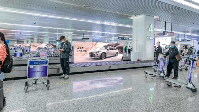 石家莊正定機(jī)場(chǎng)行李轉(zhuǎn)盤LED廣告投放，石家莊機(jī)場(chǎng)大屏廣告價(jià)格