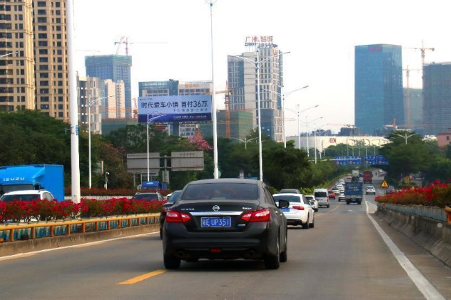 佛山大南海桂和路廣佛智城雙面高桿戶外大牌廣告投放價格