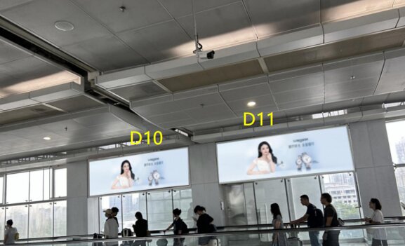 第一戶外傳媒-福田口岸-三層旅客出境通道橋燈箱 第一戶外傳媒-福田口岸-三層旅客出境通道橋燈箱