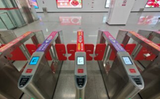 第一戶外傳媒-南通地鐵閘機貼 第一戶外傳媒-南通地鐵閘機貼