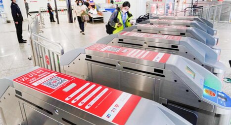 第一戶外傳媒-無錫地鐵-閘機貼