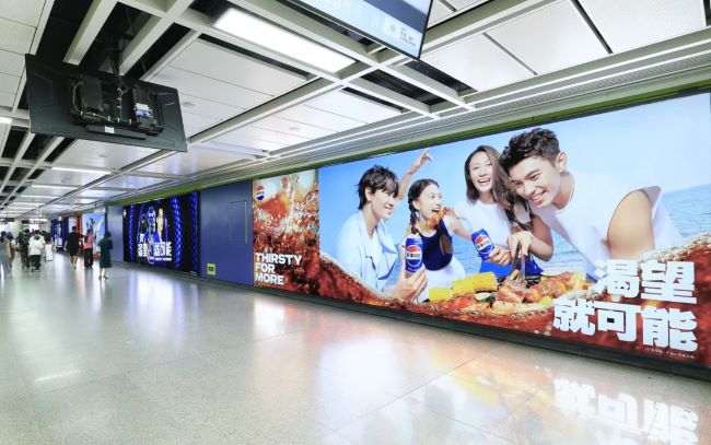 廣州體育西路地鐵站廳墻面廣告投放，廣州地鐵大屏廣告價格