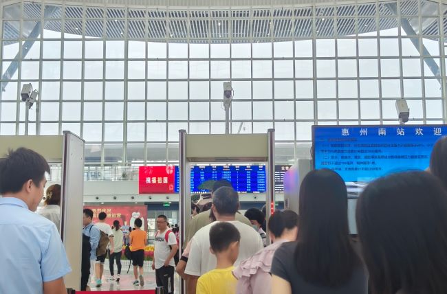 惠州南站和深圳站客流量有什么區別？廣告價值對比有什么不同？