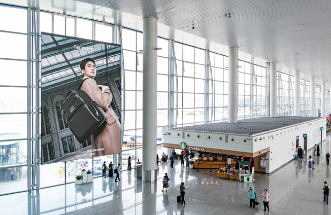 第一戶外傳媒廣州白云機場LED屏廣告