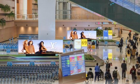 第一戶外傳媒廣州白云機場T3行李提取區LED屏廣告