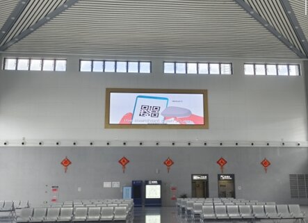 第一戶外傳媒-松陽站-候車室左側(cè)墻面燈箱