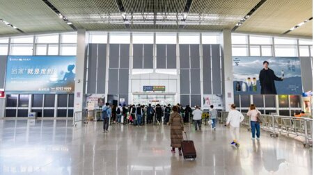 第一戶外傳媒-瑞安站-候車室二樓墻面燈箱 第一戶外傳媒-瑞安站-候車室二樓墻面燈箱