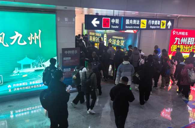 濟(jì)南機場一層國內(nèi)到達(dá)雙通道燈箱套裝投放策略