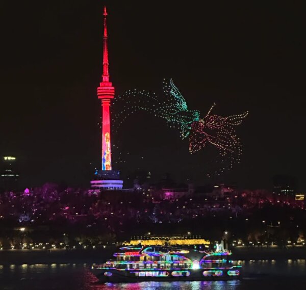 第一戶外傳媒-武漢龜山電視塔燈光秀 第一戶外傳媒-武漢龜山電視塔燈光秀