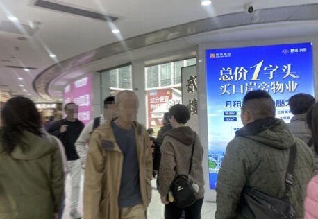 第一戶外傳媒-深圳蓮塘口岸通道燈箱 第一戶外傳媒-深圳蓮塘口岸通道燈箱