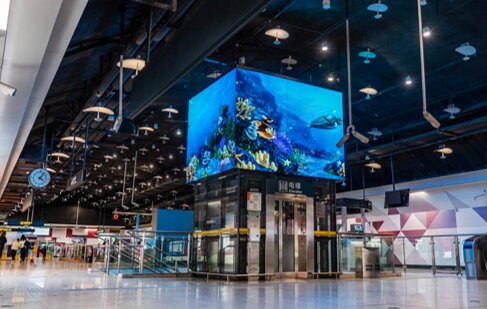 第一戶外傳媒-青島地鐵中山路站廳四面LED屏廣告 第一戶外傳媒-青島地鐵中山路站廳四面LED屏廣告