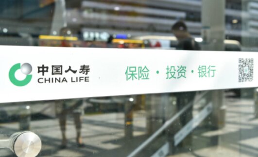 第一戶外傳媒-三亞鳳凰機場玻璃防撞條廣告 第一戶外傳媒-三亞鳳凰機場玻璃防撞條廣告