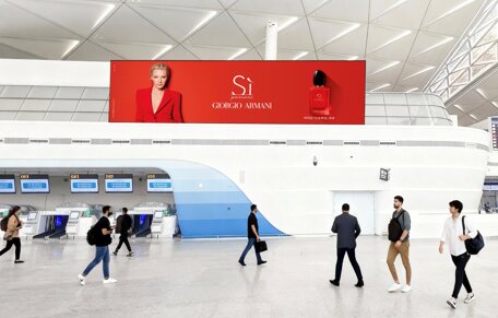 第一戶外傳媒-三亞鳳凰機場T3航站樓二層國內出發(fā)辦票大廳辦票島上方LED屏 第一戶外傳媒-三亞鳳凰機場T3航站樓二層國內出發(fā)辦票大廳辦票島上方LED屏