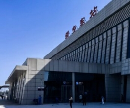 新鄉(xiāng)東高鐵站廣告-新鄉(xiāng)東站廣告投放價(jià)格-新鄉(xiāng)東高鐵廣告公司