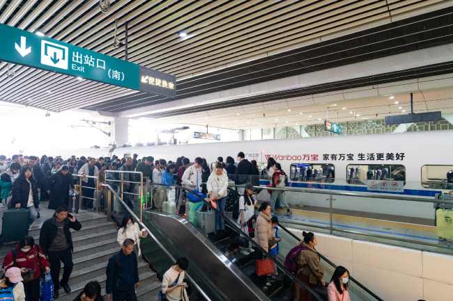 2026鐵路春運(yùn)收官數(shù)據(jù)解讀：5.38億人次流動(dòng)背后的列車媒體新機(jī)遇