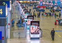 北京南站候車室、進站及到站刷屏廣告簡介