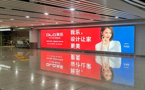 深圳第一戶外傳媒有限公司-揭陽潮汕機場T1航站樓到達通道下行李提取區(qū)處墻面燈箱
