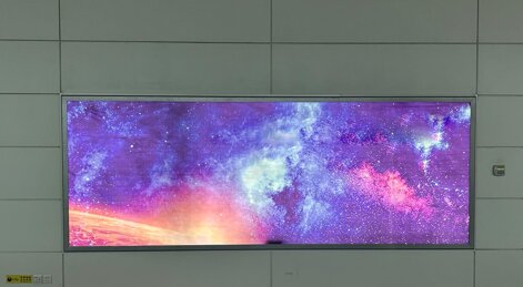 深圳第一戶外傳媒有限公司-揭陽潮汕機場T1航站樓國際出發(fā)候機廳墻面燈箱