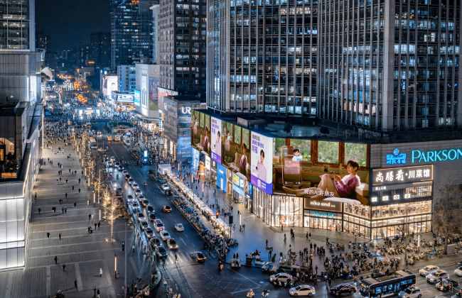 螞蟻阿福重點(diǎn)城市地標(biāo)商圈巨屏廣告投放案例——成都春熙路